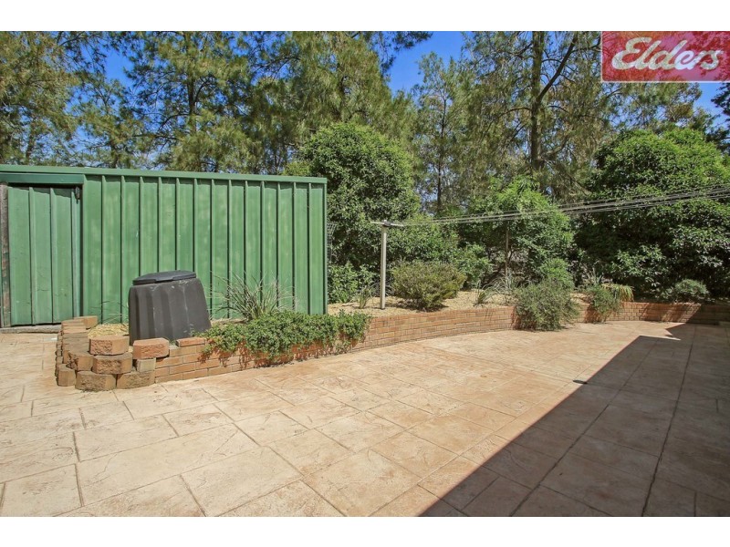4 Gleneagles Court, Thurgoona NSW 2640
