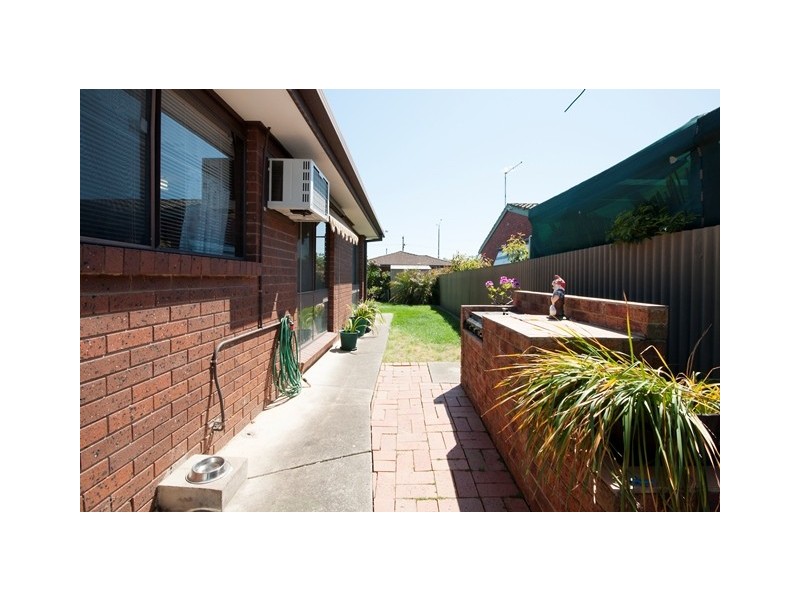 2/7 Garnet Circuit, Wodonga VIC 3690