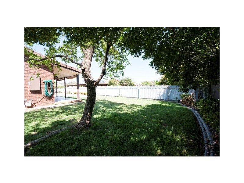 2/7 Garnet Circuit, Wodonga VIC 3690