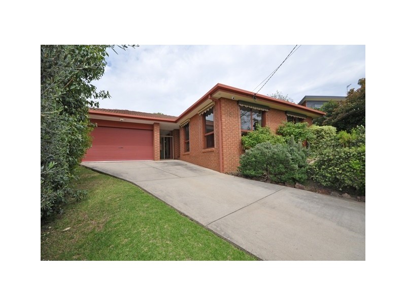 3 Mary Court, Lavington NSW 2641