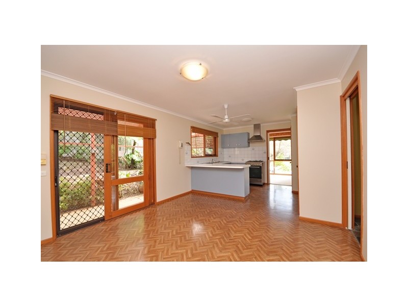 3 Mary Court, Lavington NSW 2641