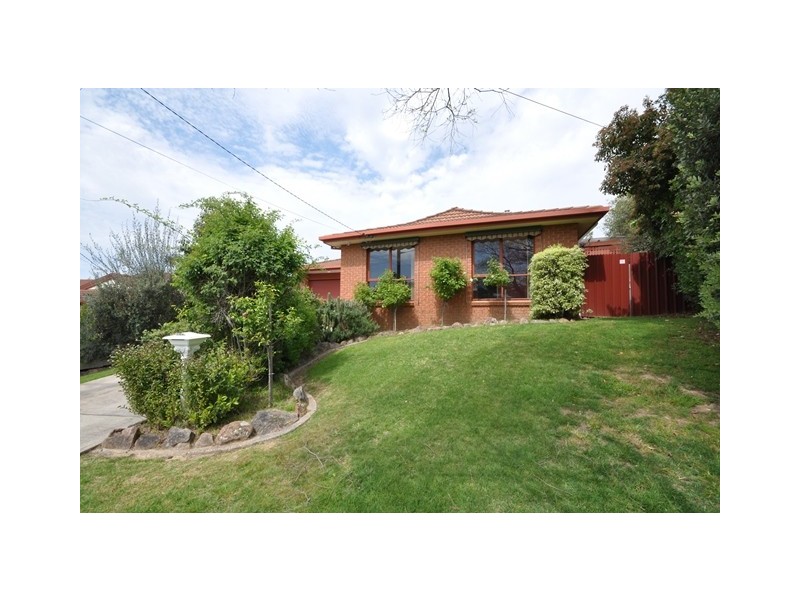 3 Mary Court, Lavington NSW 2641