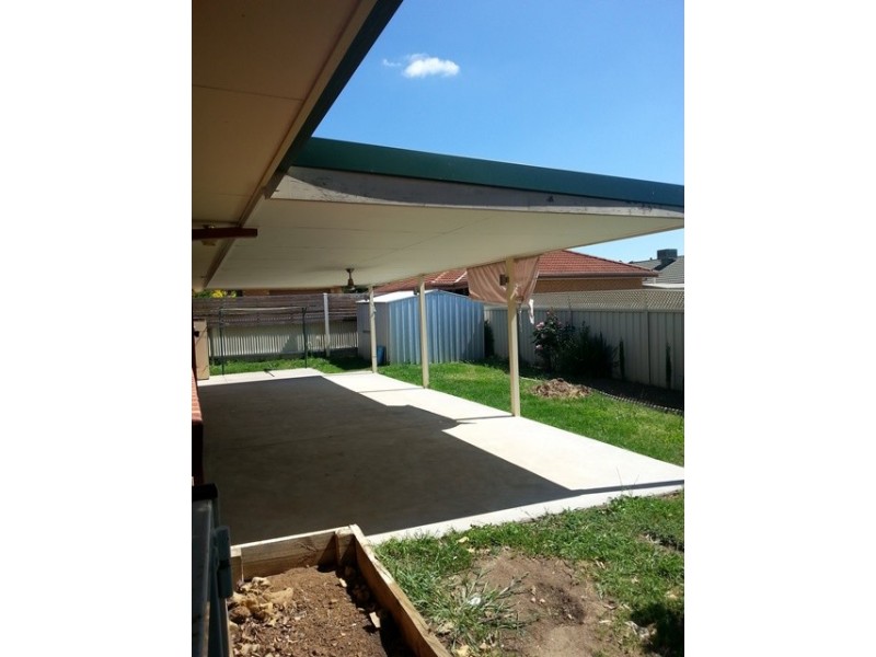 2/57 Kingfisher Drive, Wodonga VIC 3690