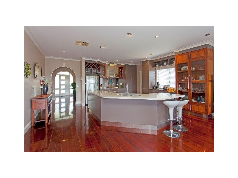 41B Avondale Drive, Wodonga VIC 3690