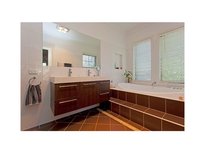 41B Avondale Drive, Wodonga VIC 3690