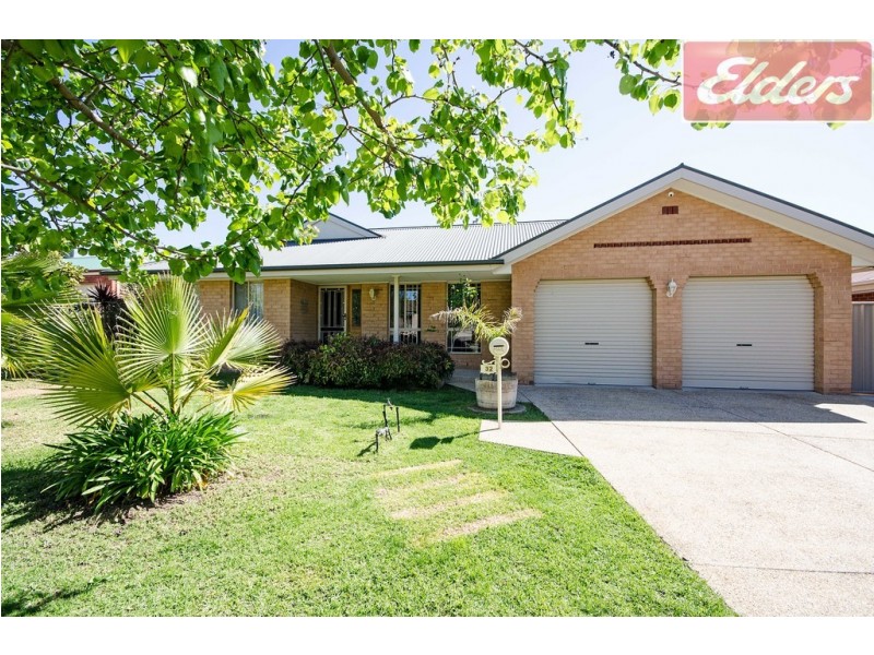 32 Ambrose Crescent, Wodonga VIC 3690