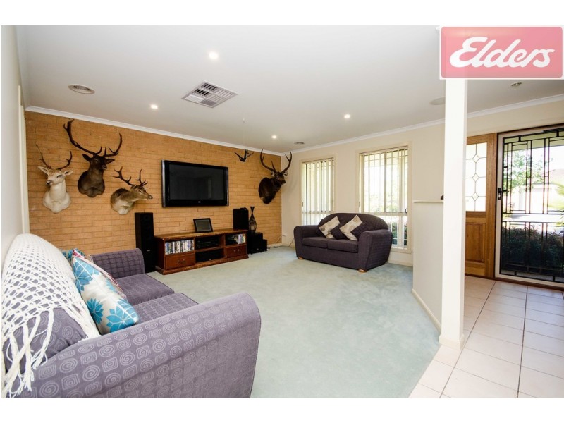 32 Ambrose Crescent, Wodonga VIC 3690