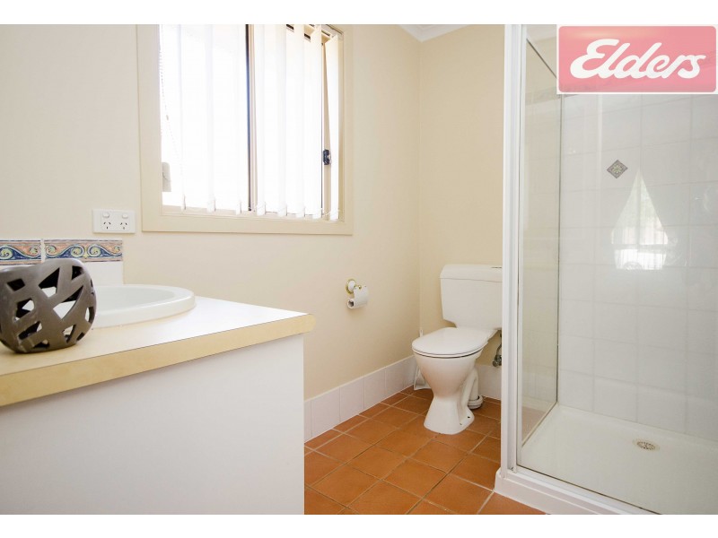 32 Ambrose Crescent, Wodonga VIC 3690