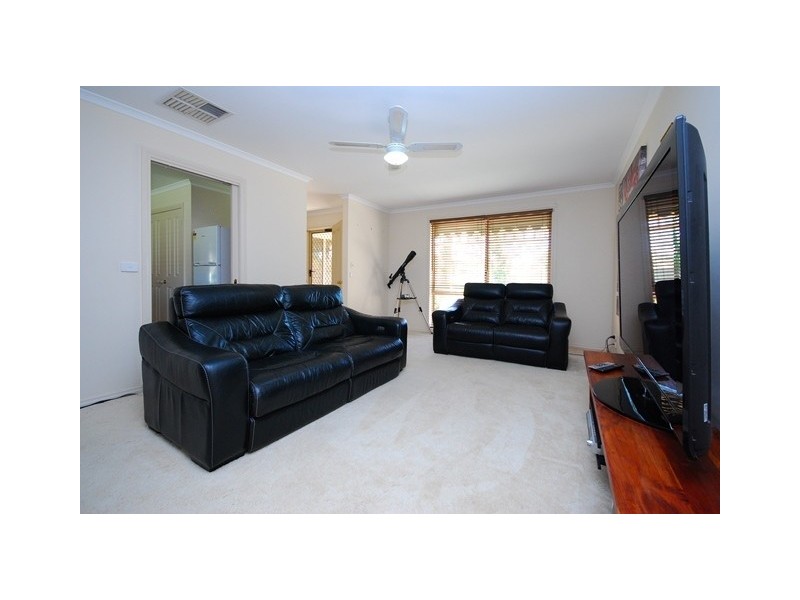 52 Victoria Street, Howlong NSW 2643