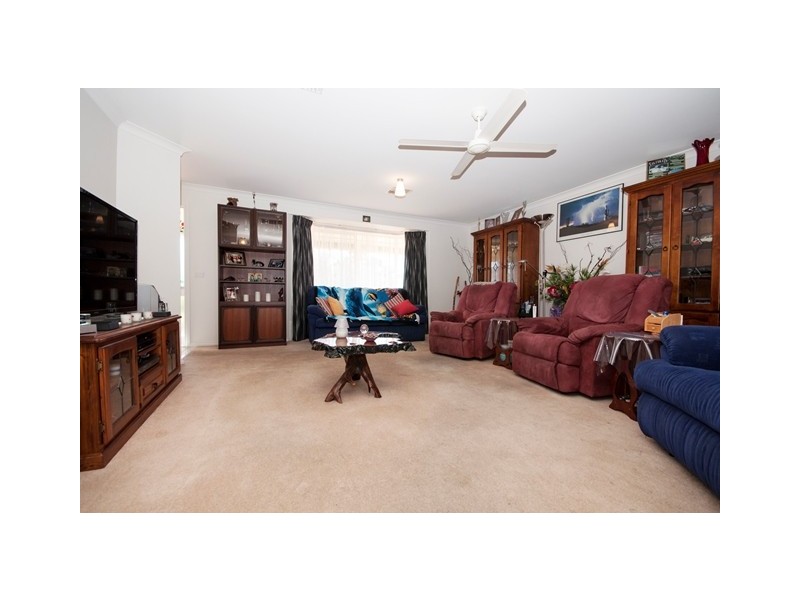 8 Helsingor Avenue, Wodonga VIC 3690