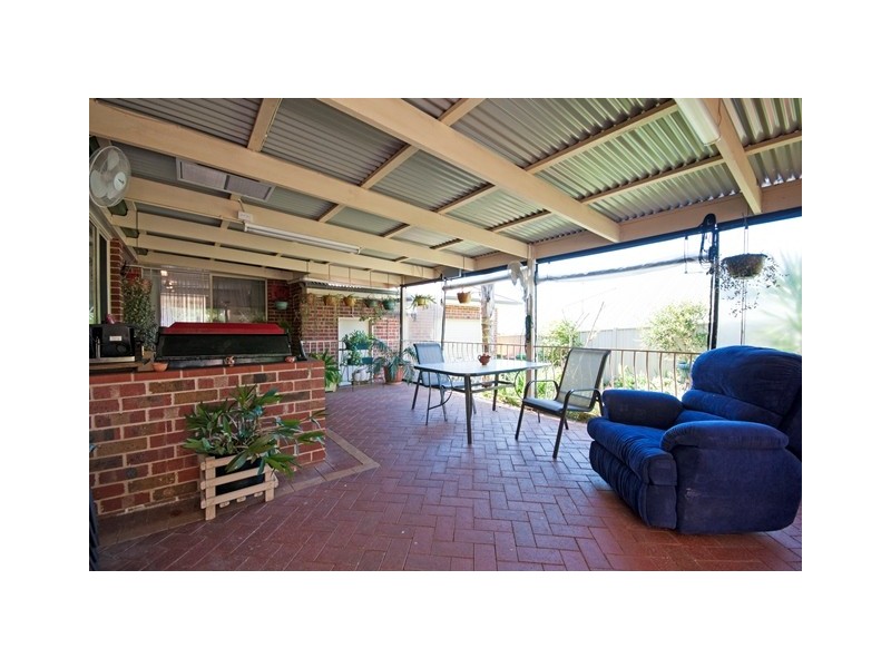 8 Helsingor Avenue, Wodonga VIC 3690