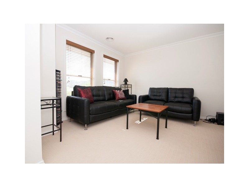 10 Friarbird Way, Thurgoona NSW 2640