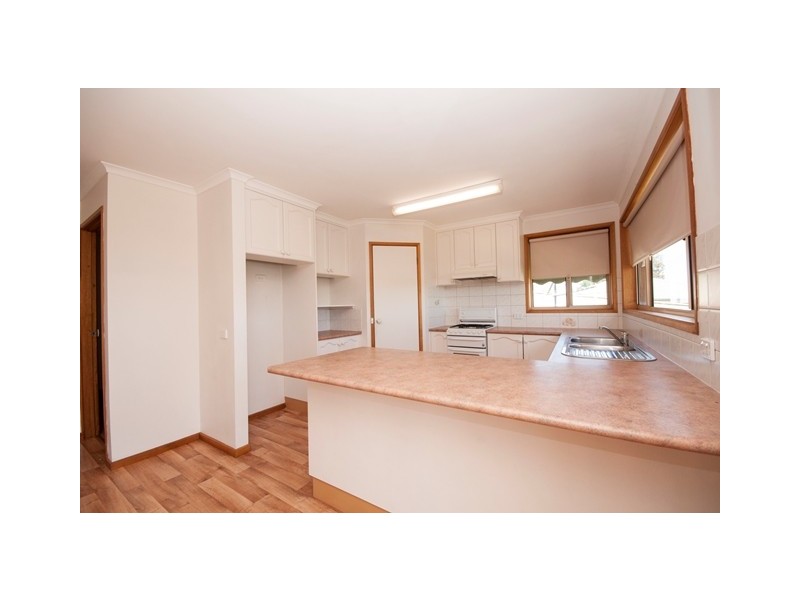 8 Newman Crescent, Wodonga VIC 3690