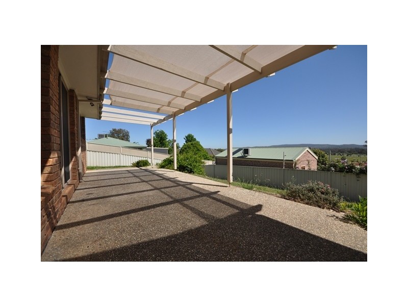 8 Newman Crescent, Wodonga VIC 3690