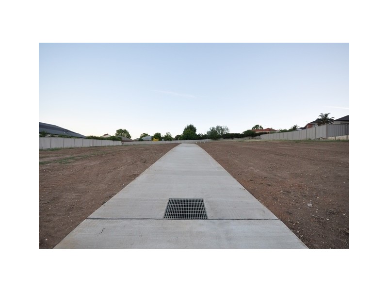 21 Ballara Drive, Wodonga VIC 3690