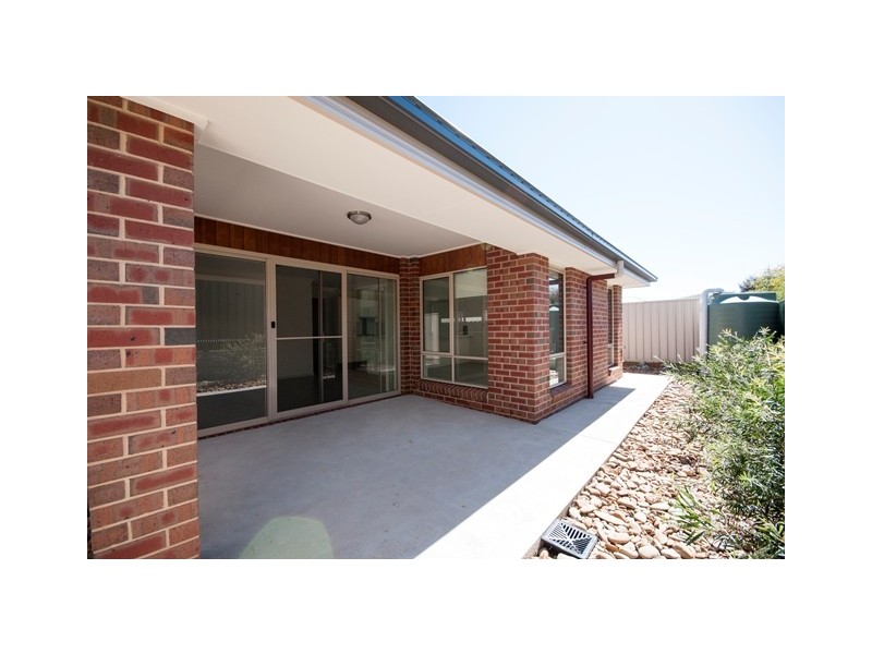 8 Weathers Place, Wodonga VIC 3690