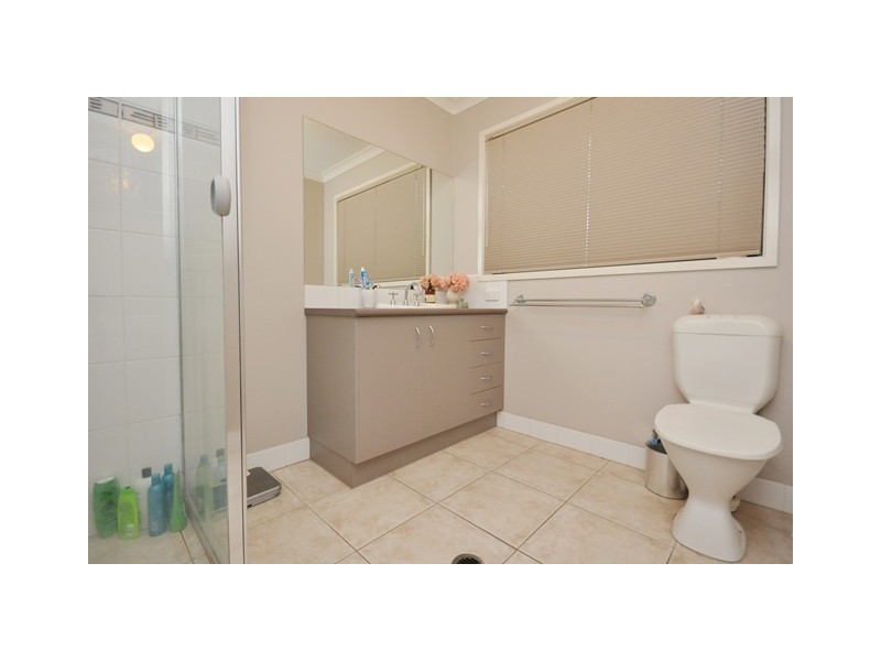 4 Nedlands Close, Wodonga VIC 3690