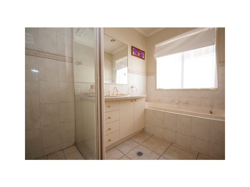 32 Willoughby Avenue, Wodonga VIC 3690