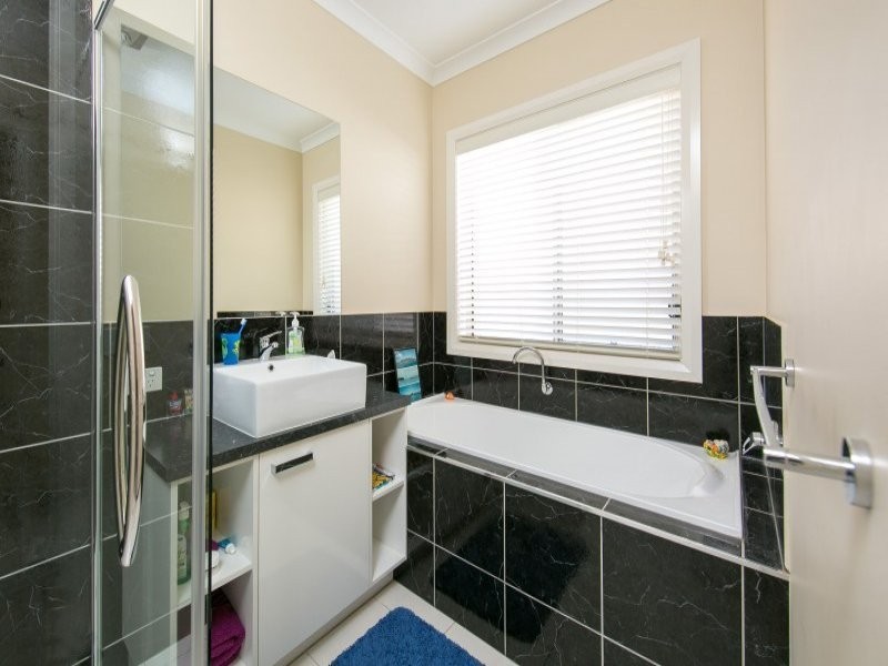 32 Castleton Street, Wodonga VIC 3690