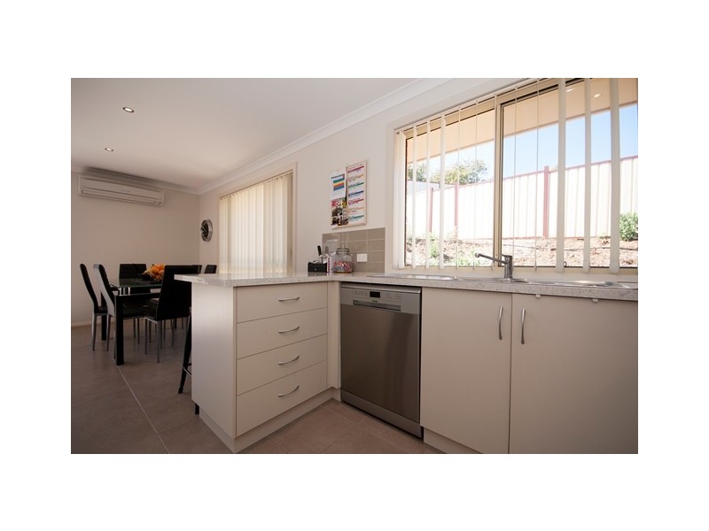 15/833 Watson Street, Albury NSW 2640