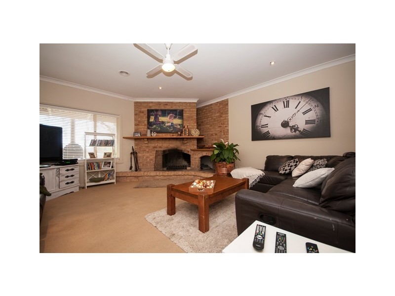 647 Chant Street, Lavington NSW 2641