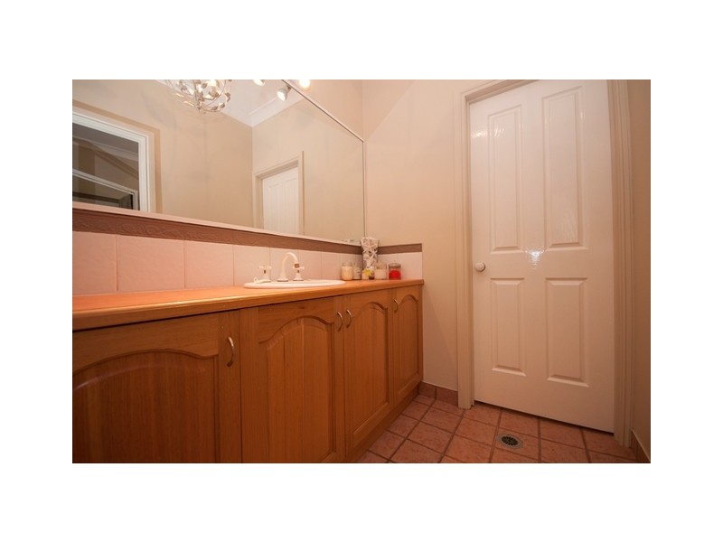 647 Chant Street, Lavington NSW 2641