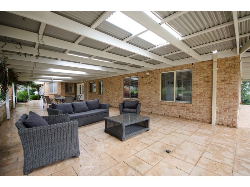 647 Chant Street, Lavington NSW 2641