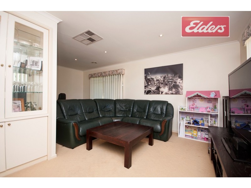 10 Blackbutt Court, Thurgoona NSW 2640