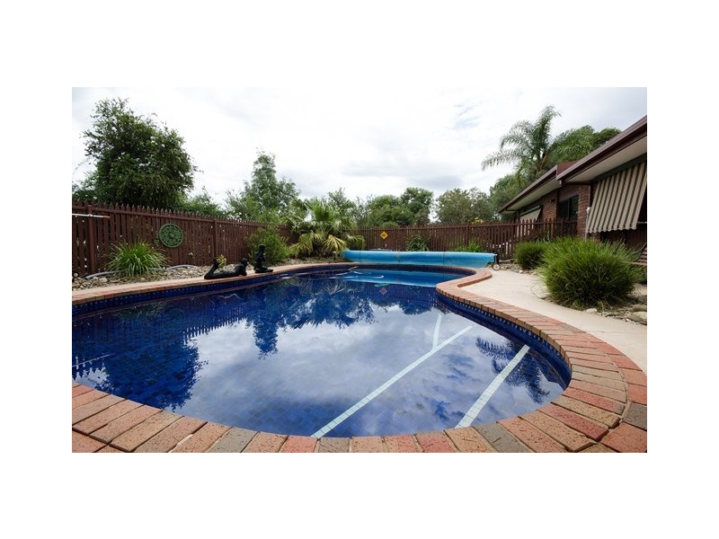 12 McCulloch Crescent, Wodonga VIC 3690
