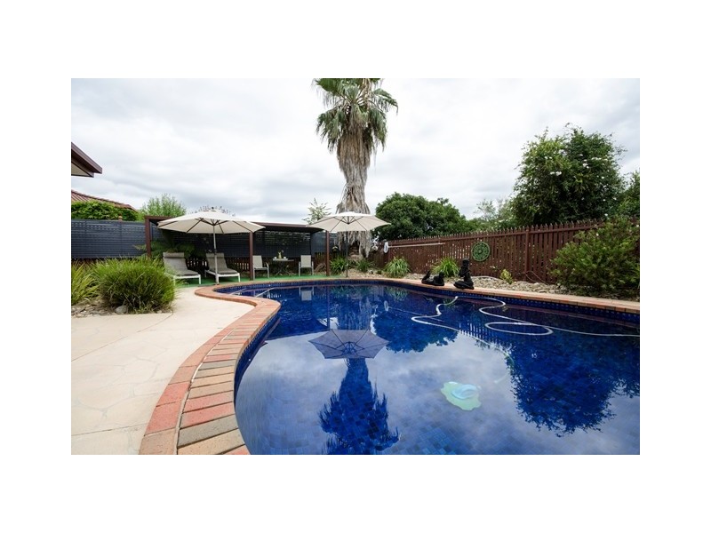 12 McCulloch Crescent, Wodonga VIC 3690