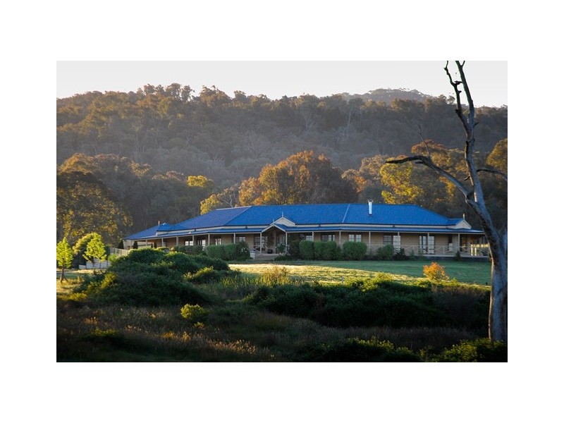 24 Manor Place, Yackandandah VIC 3749