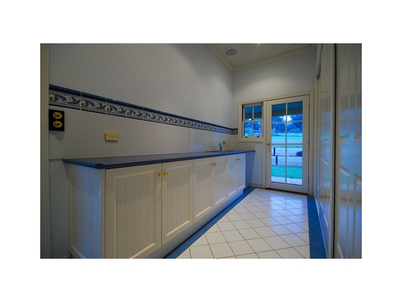 24 Manor Place, Yackandandah VIC 3749