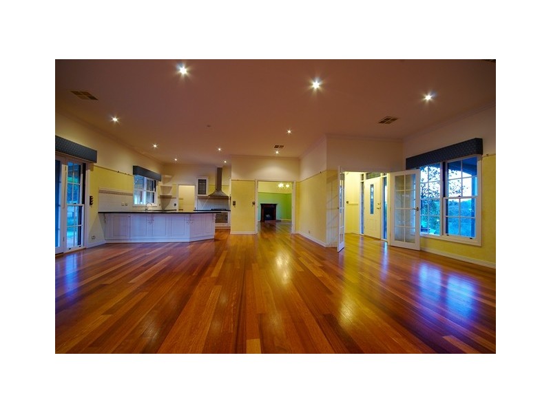 24 Manor Place, Yackandandah VIC 3749