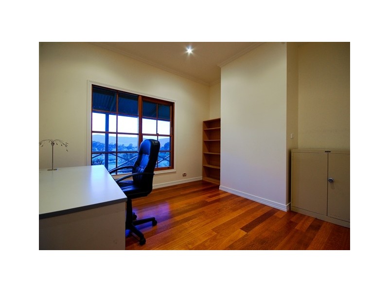 24 Manor Place, Yackandandah VIC 3749