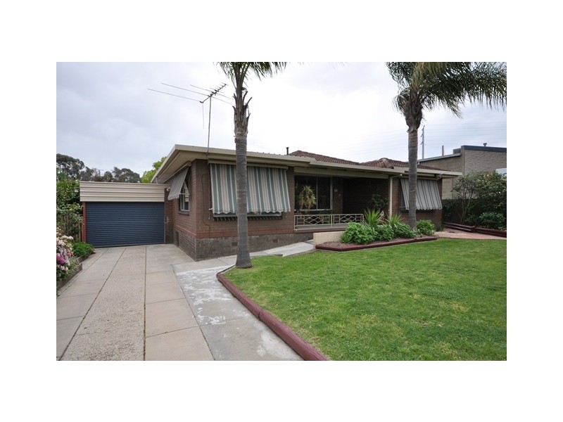 4 Lawrence Street, Wodonga VIC 3690