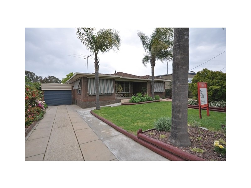 4 Lawrence Street, Wodonga VIC 3690