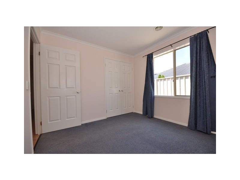 2 Turnberry Circuit, Wodonga VIC 3690