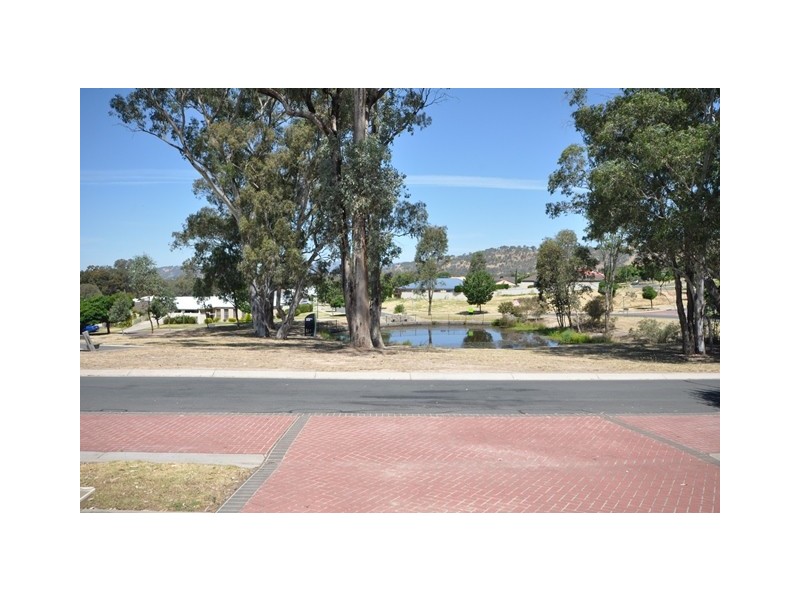 2 Turnberry Circuit, Wodonga VIC 3690