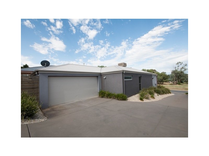 1/939 Malaguena Avenue, Albury NSW 2640
