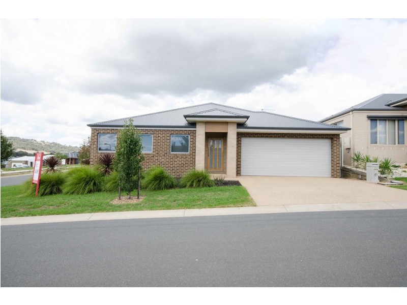 12 Loames Street, Wodonga VIC 3690