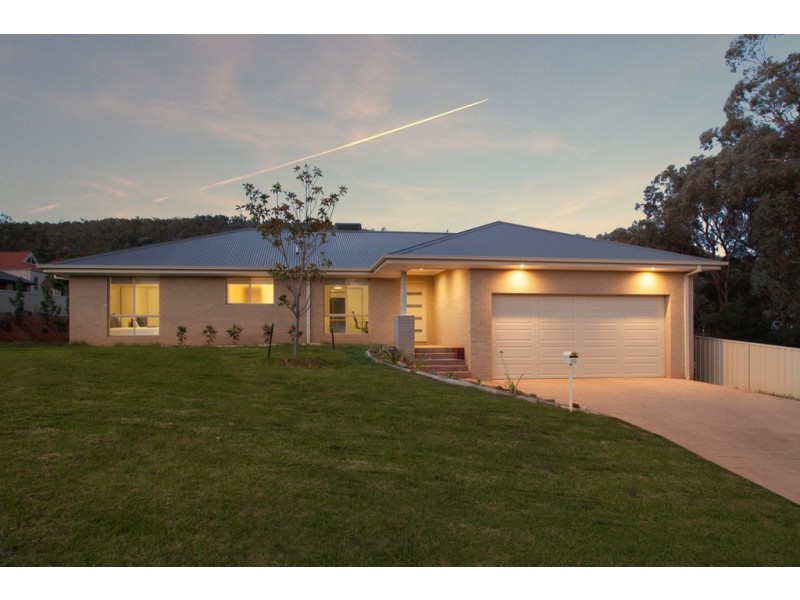32 Banksia Street, Albury NSW 2640