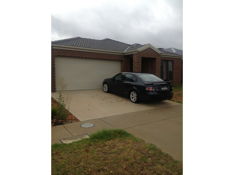 24 Mactier Avenue, Wodonga VIC 3690