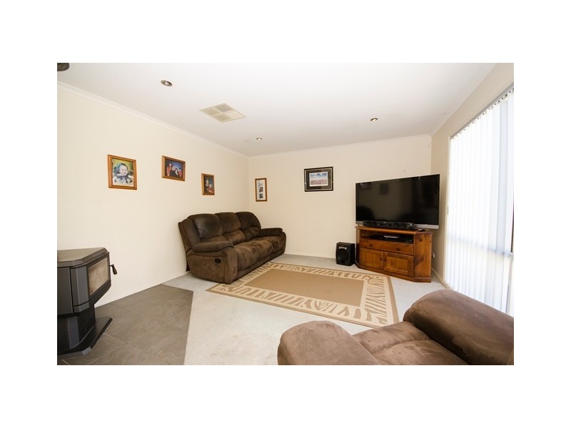 6 Sunningdale Street, Wodonga VIC 3690