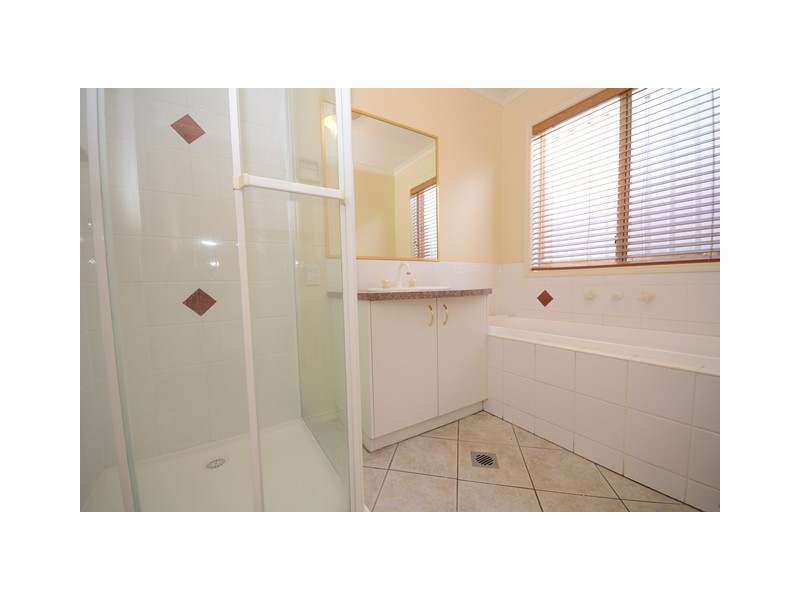 6 Sunningdale Street, Wodonga VIC 3690