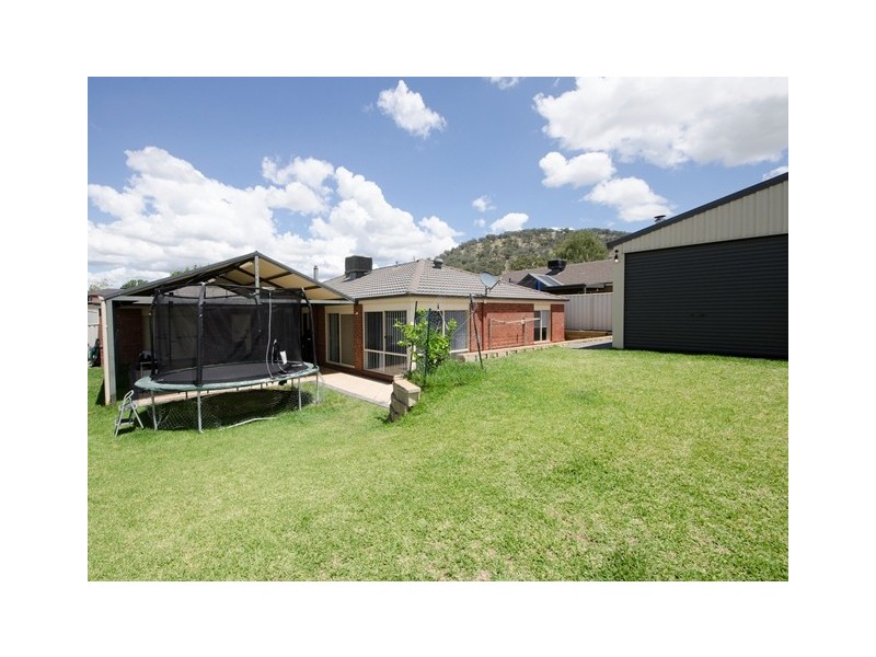 6 Sunningdale Street, Wodonga VIC 3690