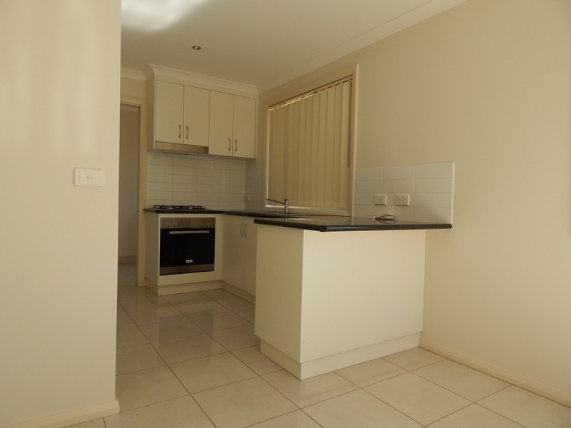 9/833 Watson Street, Glenroy NSW 2640