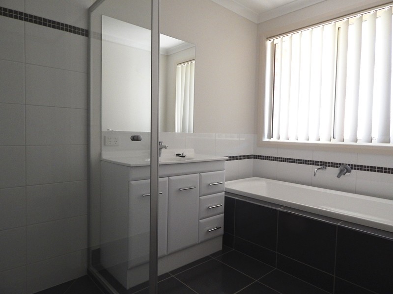 9/833 Watson Street, Glenroy NSW 2640