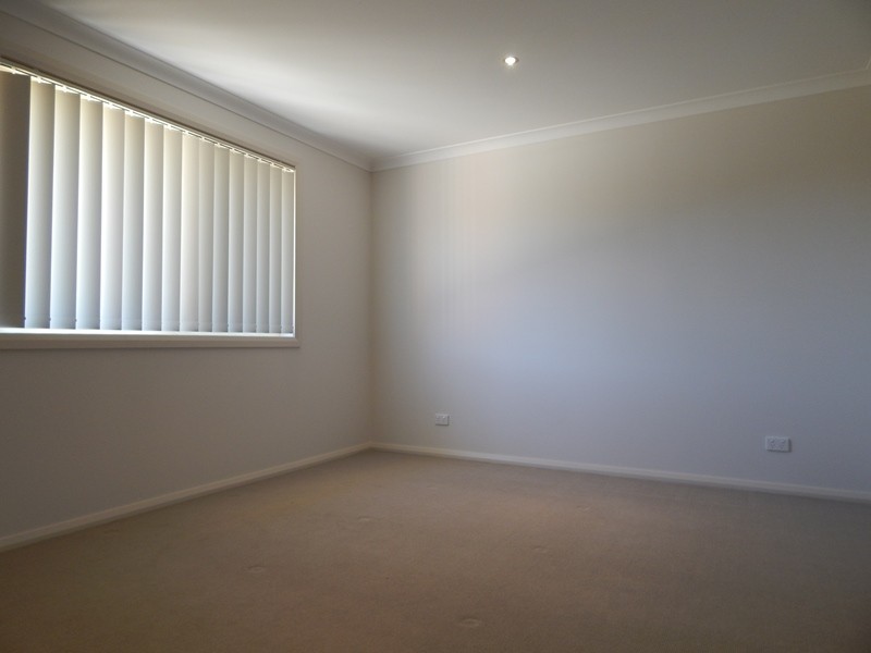 9/833 Watson Street, Glenroy NSW 2640