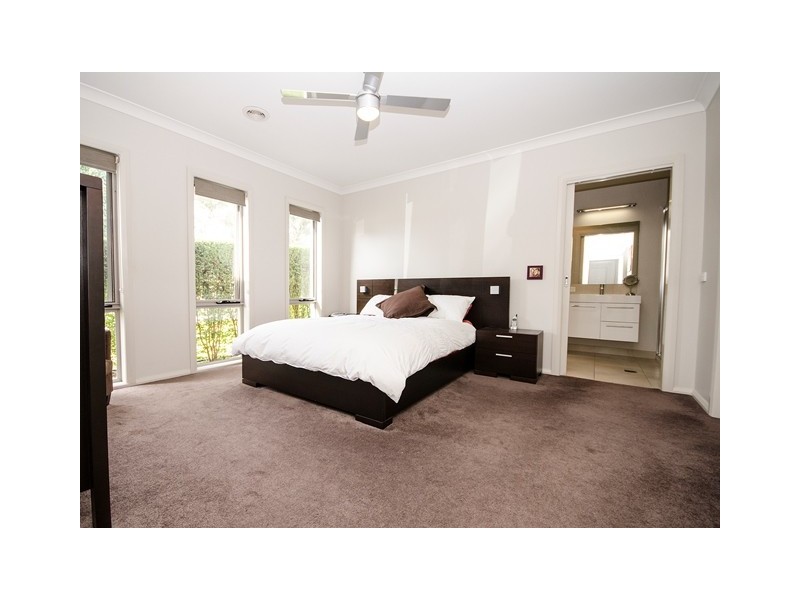 137 Rivergum Drive, East Albury NSW 2640