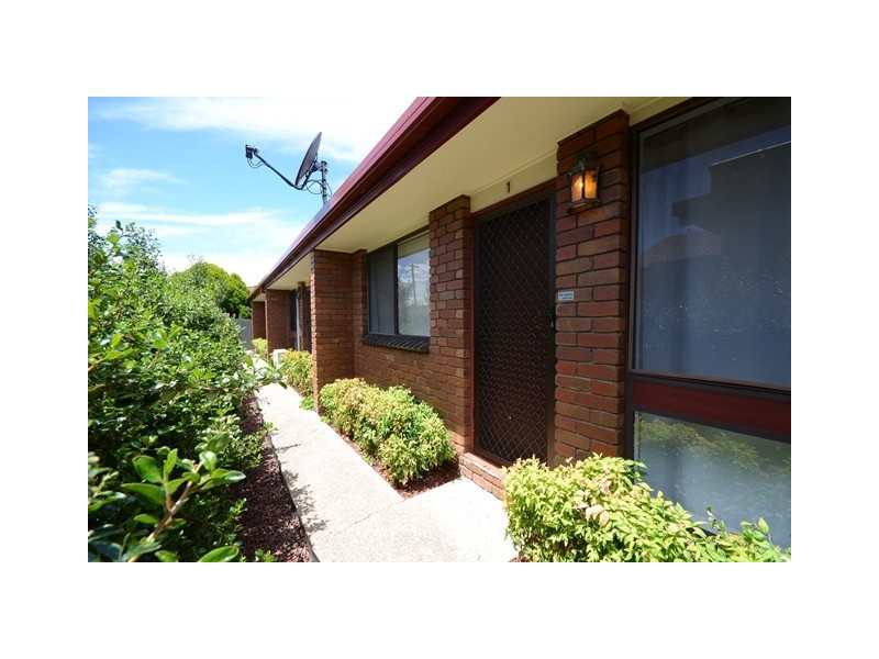 1-3/460 Kemp Street, Lavington NSW 2641